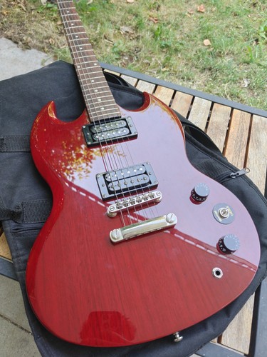 Epiphone 2010 indonesien - sg, 2010's